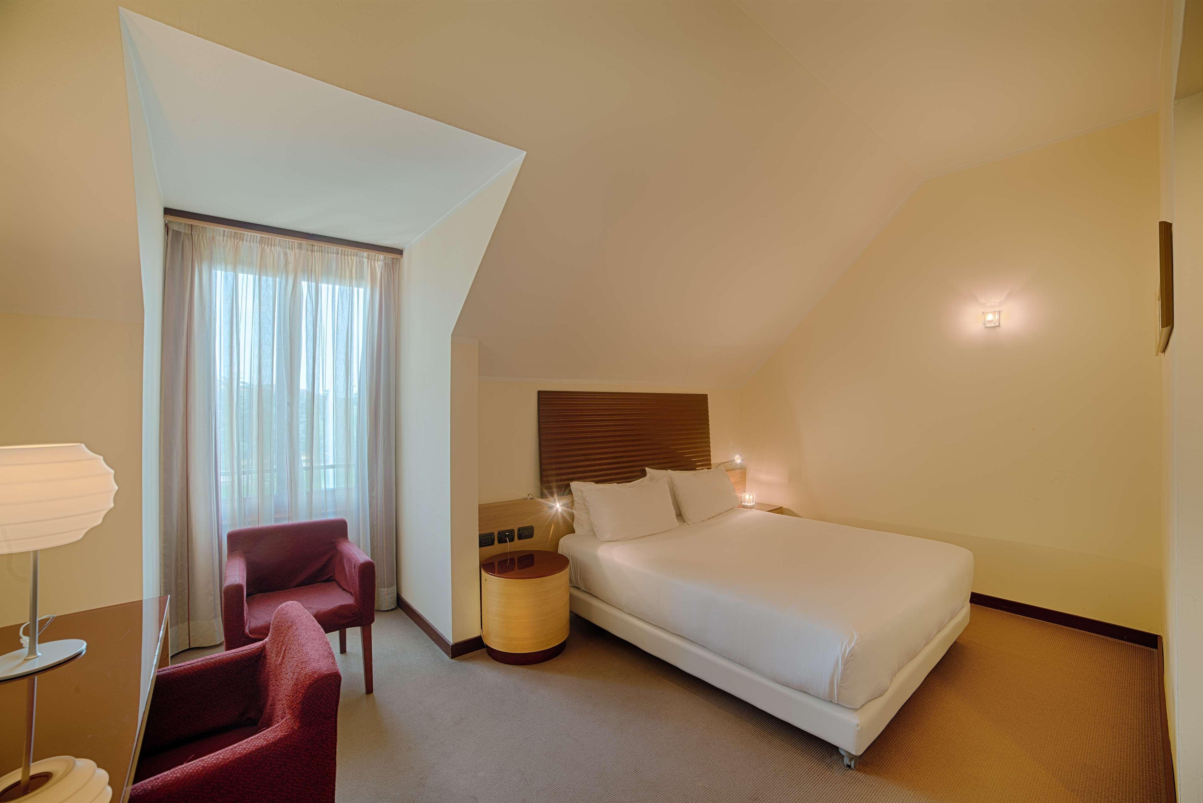 Nh Milano 2 Hotel Segrate Kültér fotó